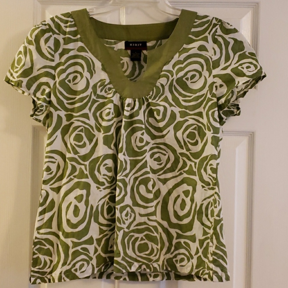 NWOT Kiki L Cotton blouse